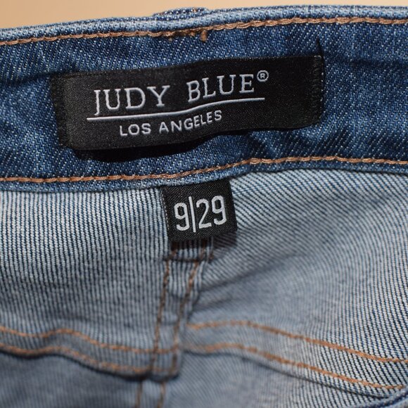 Judy Blue Boyfriend Fit Cropped Straight Leg Lightwash Denim Jeans Casual - 9/29 - Picture 6 of 8